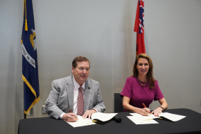 Lt. Governor Billy Nungesser and the Honorable Caroline Mulroney, President of the Treasury Board of Ontario and Minister of Francophone Affairs, sign a Letter of Intent on Wednesday, November 19, 2025, to strengthen Francophone ties.